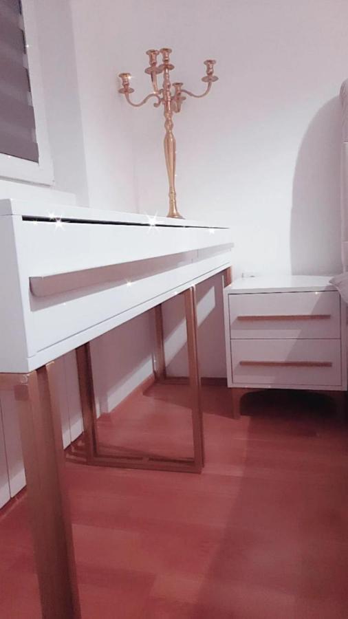 Luxury Apartment Iva II スコピエ エクステリア 写真